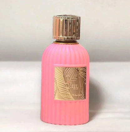 Qissa Pink Paris Corner for women